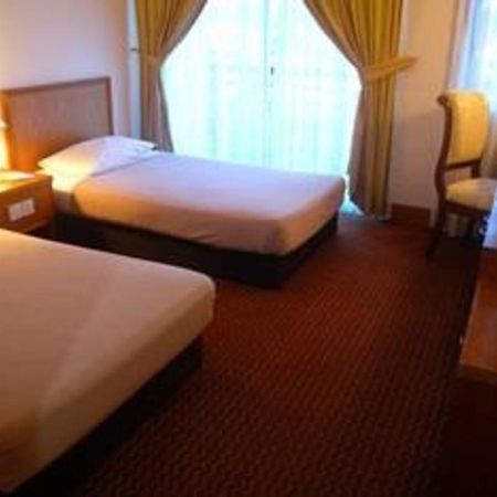 Putra Brasmana Hotel Куала-Перлис Экстерьер фото