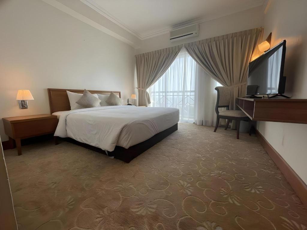 Putra Brasmana Hotel Куала-Перлис Экстерьер фото